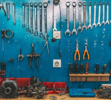 Essential Tools Every Automotive Mechanic Workshop Should Have